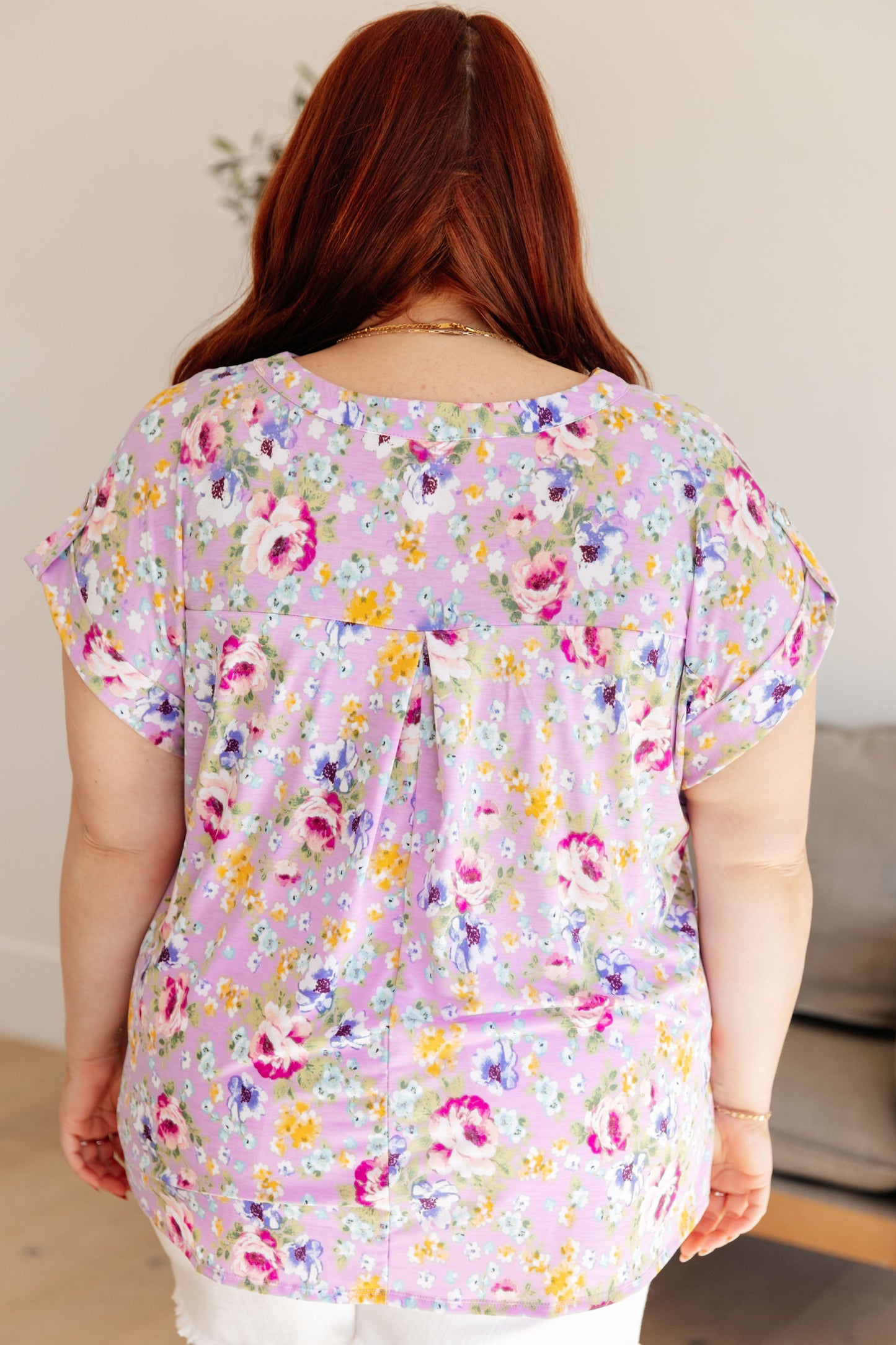 Top con mangas japonesas Lizzy en color lavanda y magenta floral