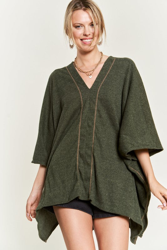 TOP PONCHO CON CUELLO EN V