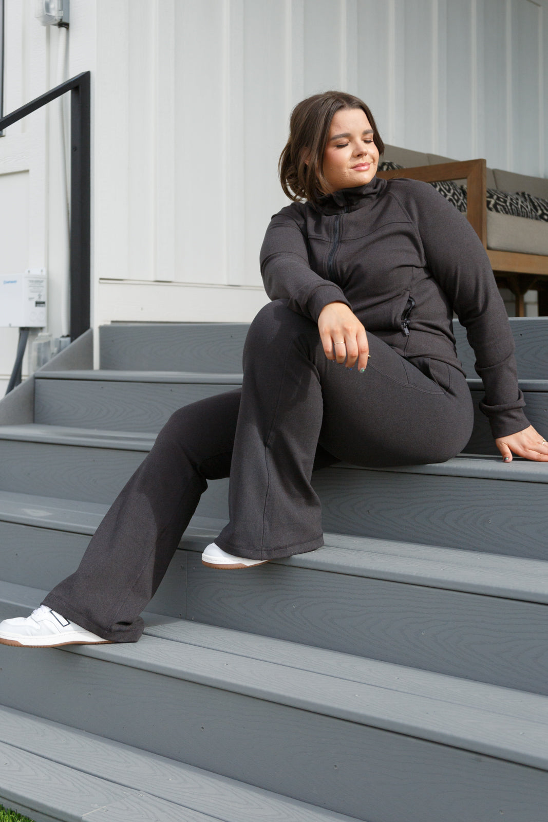 ¿Dónde estás? Leggings acampanados en negro