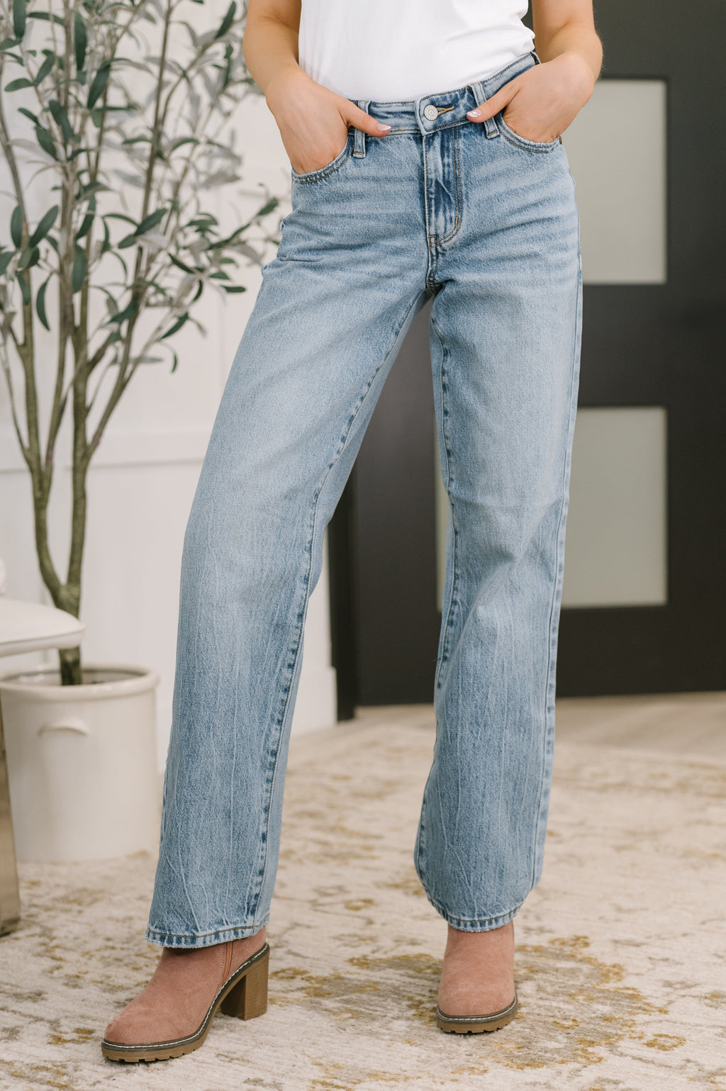 Heather Mid Rise Rigid Magic Straight
