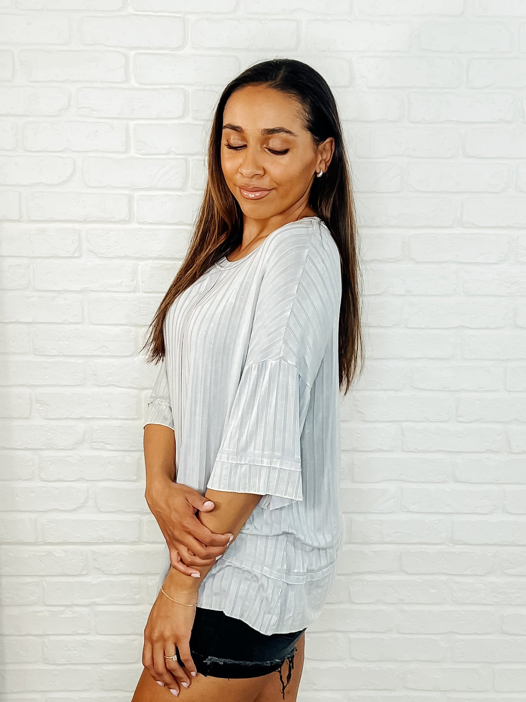 Loosely Speaking Oversized Basic Top in Lt Grey