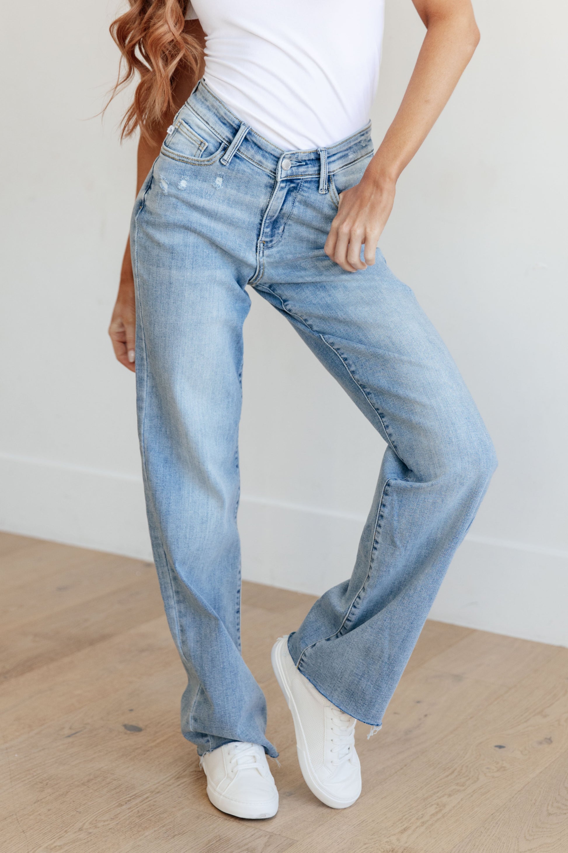 Mildred High Rise V Front Waistband Straight Jeans - Dahlia Boutique