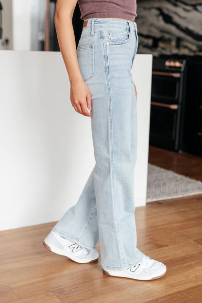 Brooke High Rise Control Top Vintage Wash Straight Jeans - Dahlia Boutique