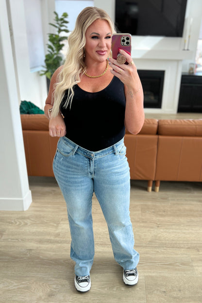 Mildred High Rise V Front Waistband Straight Jeans - Dahlia Boutique