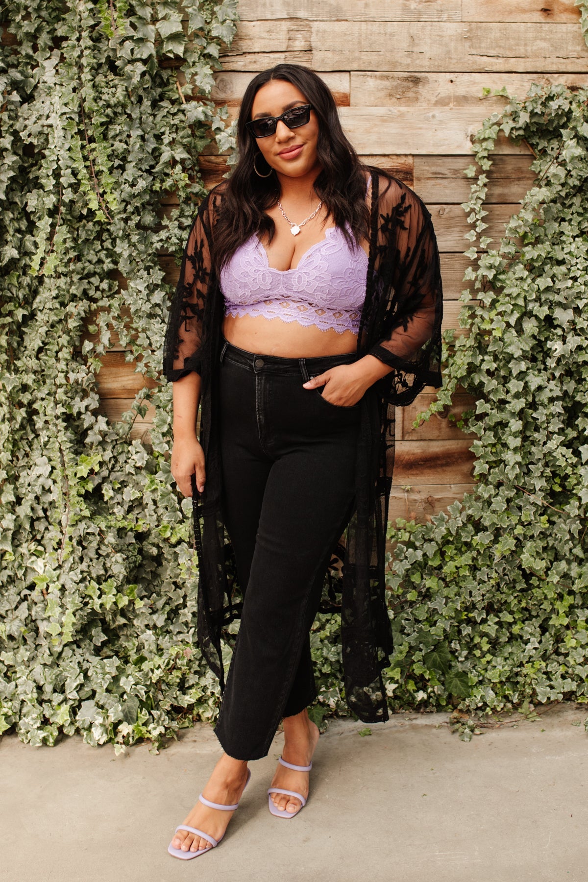 So This is Love Bralette en lavanda